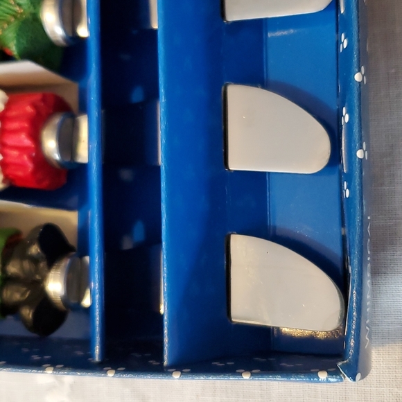 VTG NEW 4 Christmas Spreaders Set Stainless Steel Blades Santa Snowman Tree - Picture 8 of 17